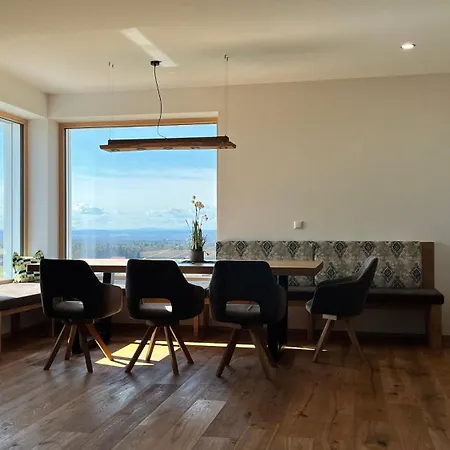 Kloecher Sunseitn Vakantiehuis *