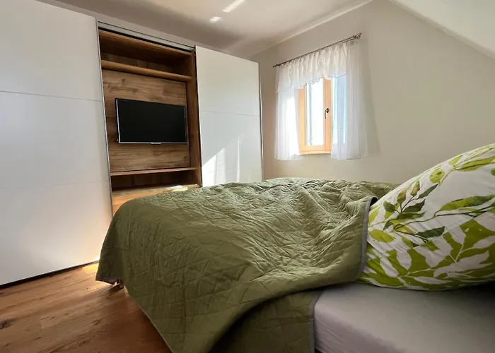 Kloecher Sunseitn * Pirchweingarten