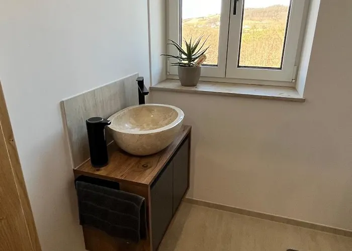 Kloecher Sunseitn Pirchweingarten