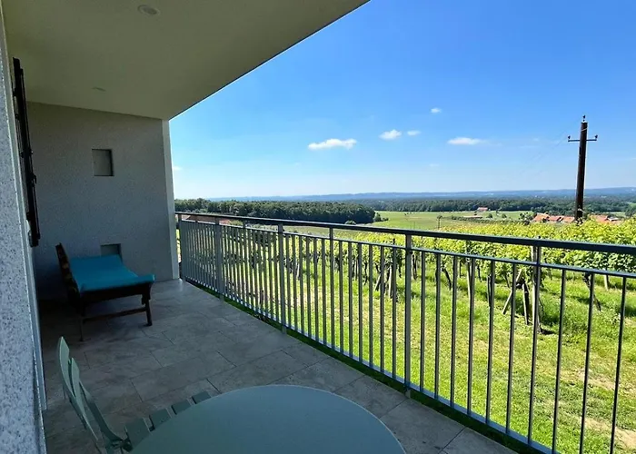 Kloecher Sunseitn Pirchweingarten